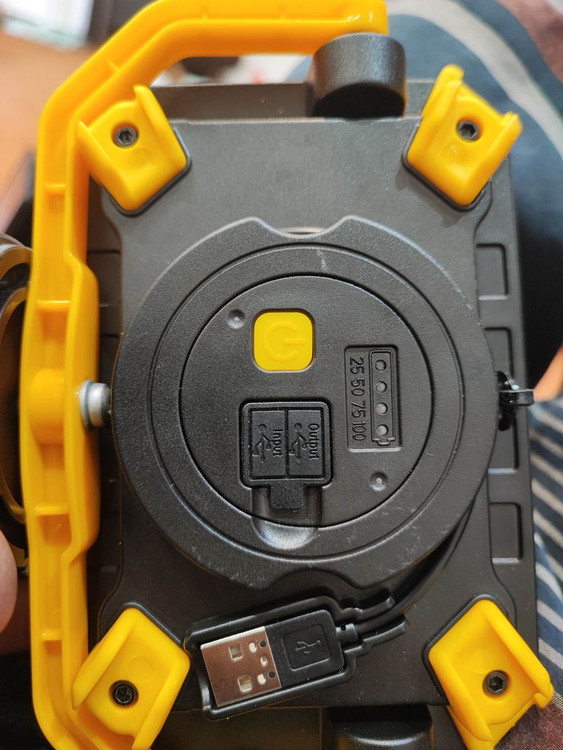 چراغ شارژی کنزاکس | مدل KPL-1100 | دستی، قابل حمل و ضدآب